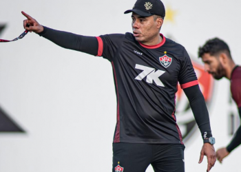 Vitória tem três desfalques para encarar o Cruzeiro no Mineirão