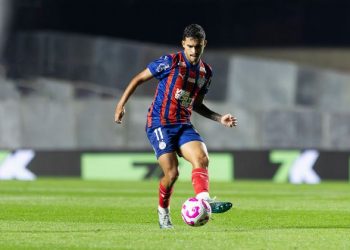 Bahia negocia a compra de meio-campista do São Paulo