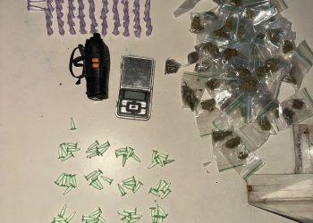 TRÁFICO FRUSTRADO EM CANDEIAS: CETO ENCONTRA DROGAS ENTERRADAS APÓS FUGA DE TRAFICANTE