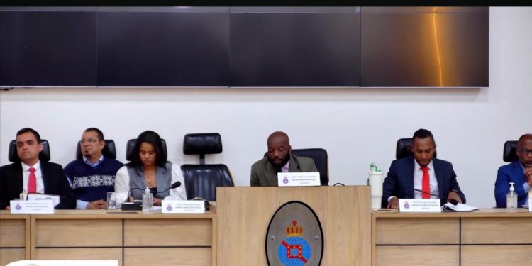 URGENTE: Calmon tenta enganar Câmara diz que vai ampliar “Pão na Mesa”, mas LOAS revela corte para apenas R$ 4 milhões em 2026