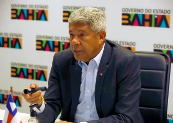 Mesmo com crise de segurança na Bahia, Jerônimo oferece policiais ao Rio