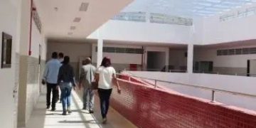 SFC: “A educação que deveria ser um direito virou quase um privilégio” o desabafo de uma aluna da 14 anos da rede pública expõe o colapso da educação na cidade