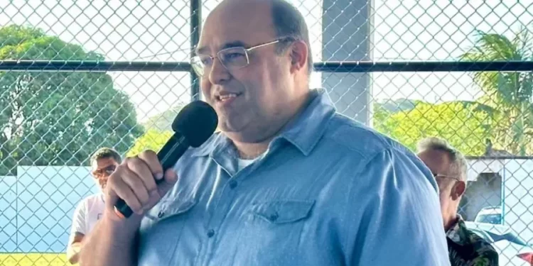 Suspeita de superfaturamento derruba licitação milionária da Educação em Dias D’Ávila