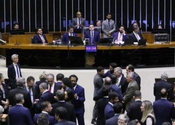 Câmara de Deputados aprova PL Antifacção; saiba como votaram os baianos