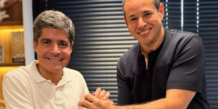 Nelson Leal deixa Jerônimo e assume coordenação da campanha de ACM Neto