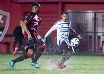 PRA ESCAPAR DA ZONA: vitória tem jogo duro contra o cruzeiro, fora de casa, pelo Brasileirão