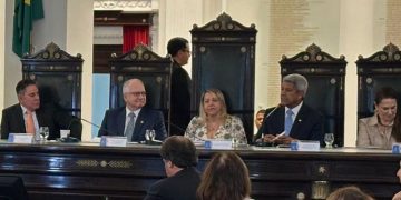 “Não é papel do Estado matar”, diz Jerônimo ao lado de presidente do STF