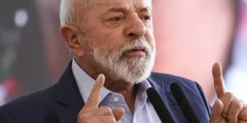 Lula defende investigação independente sobre megaoperação do RJ e classifica ação como “matança”