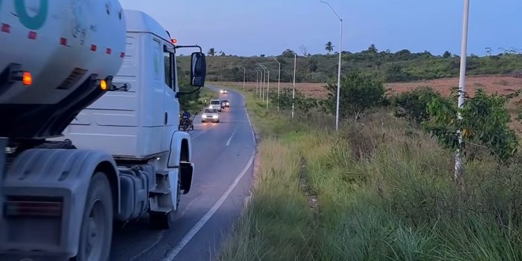 CANDEIAS: BA-523 será iluminada, anuncia prefeito Ériton Ramos