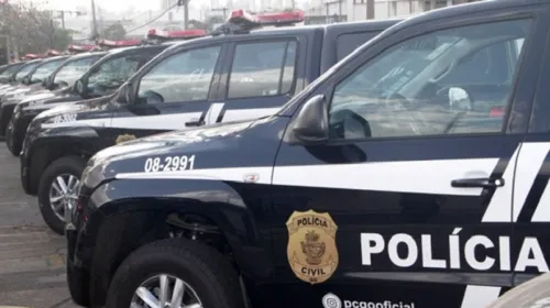 Padrasto decepa dedo do enteado de 7 anos após término com mãe da criança