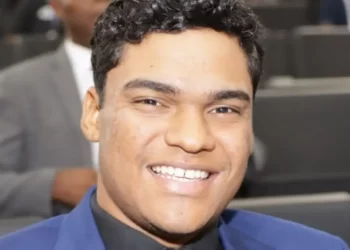 Fundador do MBL anuncia expulsão de Sandro Filho e acusa vereador de ser sócio de homem envolvido com lavagem de dinheiro