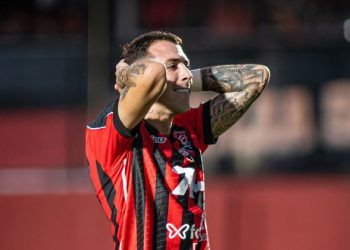 Chance de permanência na Série A diminui após Vitória voltar ao Z-4