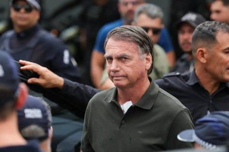Bolsonaro pode ser preso já na próxima semana após rejeição de recursos no STF