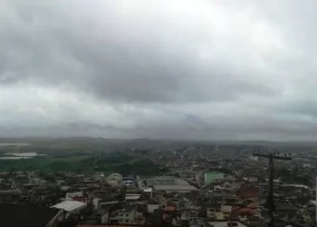 Feriadão em Candeias terá pancadas de chuva; confira previsão