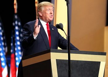 Trump determina fechamento do espaço aéreo da Venezuela, que reage: ‘Colonialista’