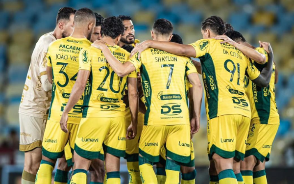 Concorrente do Bahia promete valor milionário ao elenco por vaga na Libertadores