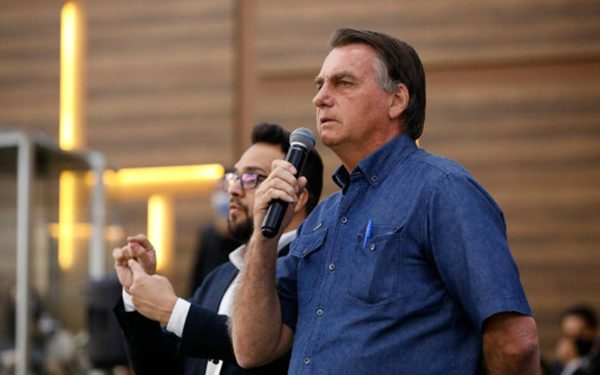 Bolsonaro acreditava que tornozeleira tinha ‘escuta’ e entrou em paranoia, dizem aliados