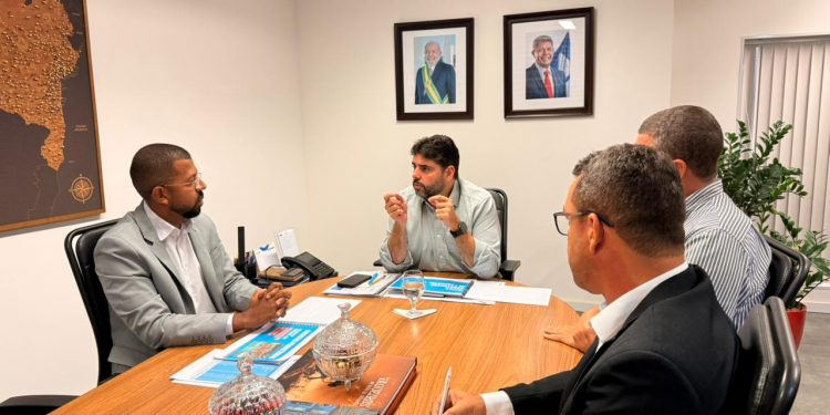 Candeias: Prefeito Eriton Ramos cumpre agenda na SERIN para tratar de obras e investimentos 