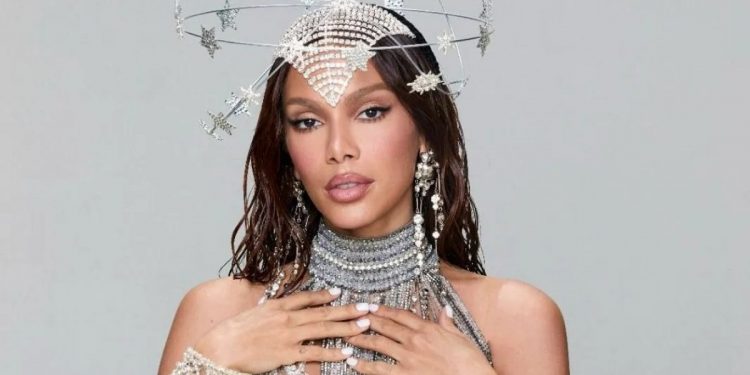 Anitta justifica ausência de ensaio de verão em Salvador em 2026 e revolta fãs