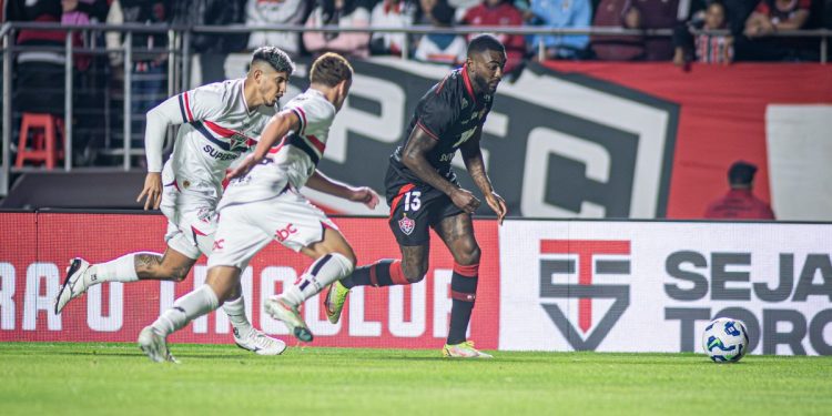 Vitória precisa quebrar dois grandes tabus para fugir do rebaixamento