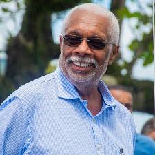 SFC: População se revolta com o caos na cidade e inicia coleta de assinaturas para impeachment de Calmon; ato ocorrerá na Câmara