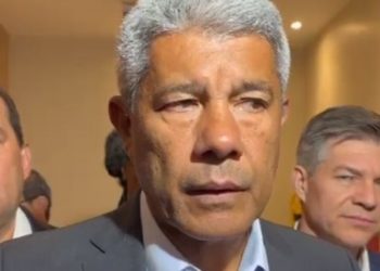 Jerônimo minimiza casos Glauber Braga e Carla Zambelli: ‘Prefiro falar de Lula’