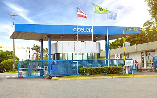 Bahia: Empresa Acelen se cala após acidente grave na refinaria em Mataripe e trabalhadores seguem sem respostas