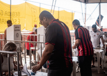 Sócios do Vitória decidem neste sábado (13) quem comandará o clube até 2028