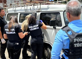 Polícia encontra carro usado por técnicos de internet assassinados em Salvador