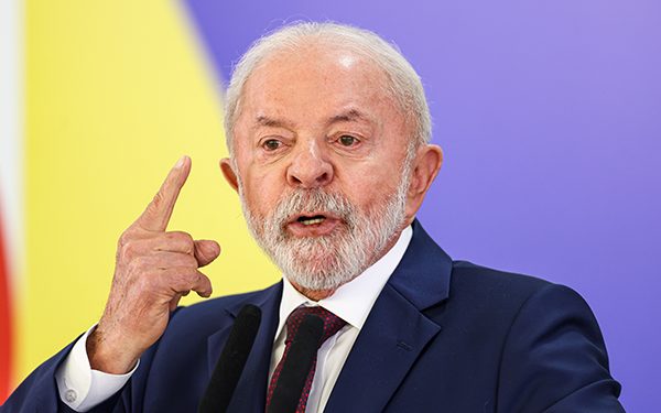 ‘Se tiver filho meu metido nisso, será investigado’, diz Lula sobre esquema de fraude no INSS