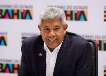 Pesquisa destaca aprovação de Jerônimo e coloca governador entre os mais bem avaliados do país