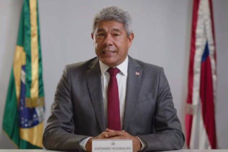 Jerônimo Rodrigues é desaprovado por 52% dos baianos