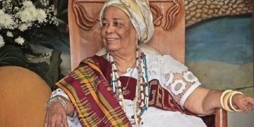 Morre Mãe Carmen do Gantois, ialorixá e filha de Mãe Menininha