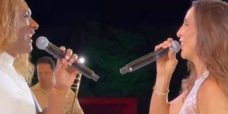 Ivete Sangalo viraliza ao brincar com Liniker sobre ‘fogo no c*’: “Eu não tenho onde descarregar”