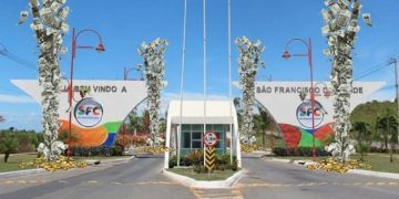 SFC: Rica no papel, miserável na vida real; Cidade é destaque no Jornal Nacional por ser a segunda mais rica Brasil; Riqueza só para os familiares de Calmon