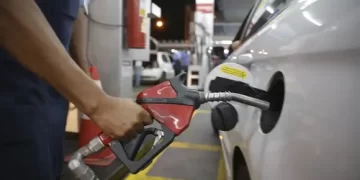 Gasolina, diesel e gás ficam mais caros em 2026 com aumento do ICMS