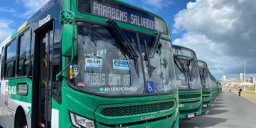 Salvador inicia cobrança de R$ 5,90 de tarifa de ônibus nesta segunda-feira (5); valor é o terceiro mais caro do país