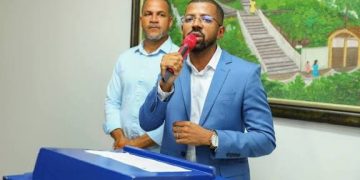 Candeias começa 2026 com obras: Eriton lança o programa Asfalta Candeias e anuncia R$ 6 milhões em investimentos em pavimentação 